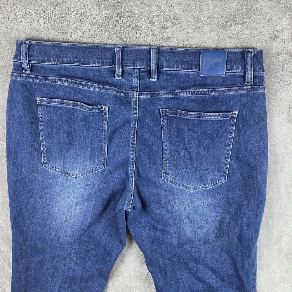 Mugsy Straight Blue Kinzies Med Wash Jeans Mens 40x30(38x30) Stretch Denim